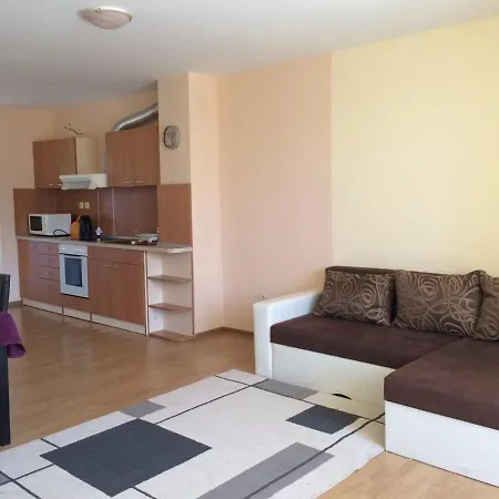 Golden Sands Apartment Golden Sands